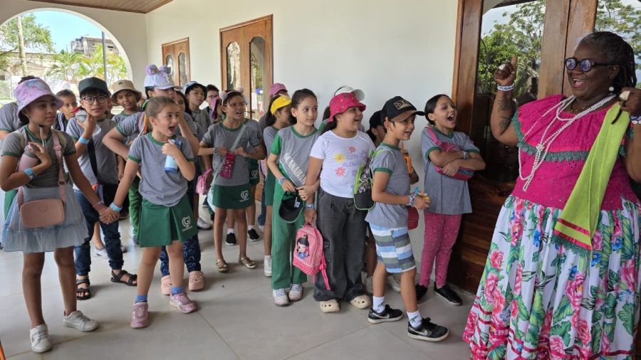 Dia Estadual e Municipal do Marabaixo reúne estudantes em programação educativa no Parque Residência